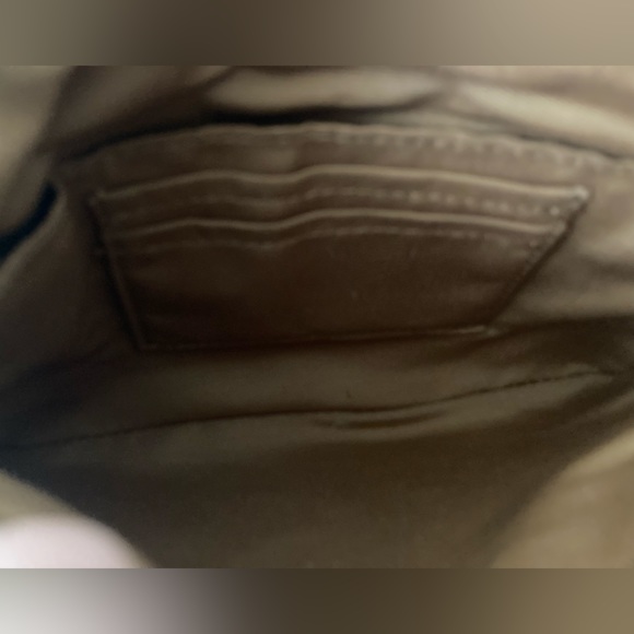 Coach Pouch In Blocked Signature Canvas NWOT - Picture 3 of 5